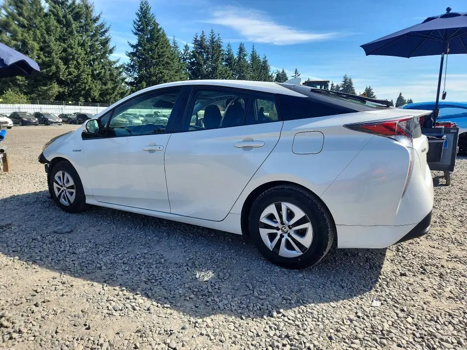 2017 TOYOTA PRIUS THREE  