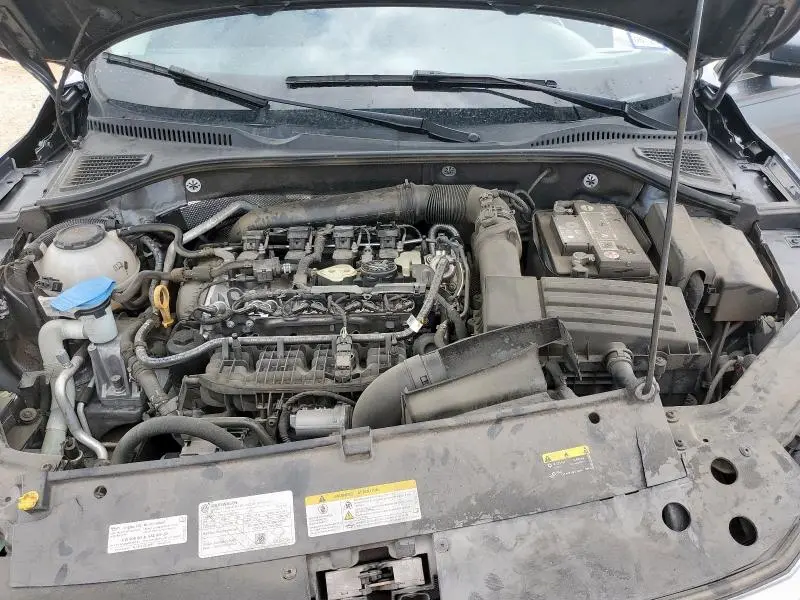 2022 VOLKSWAGEN PASSAT SE  