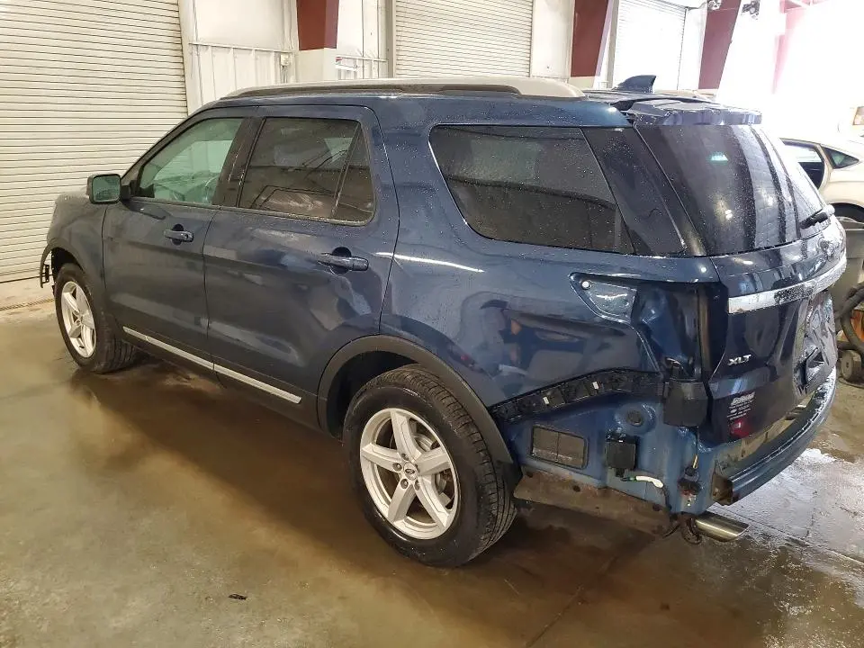 2017 FORD EXPLORER XLT  