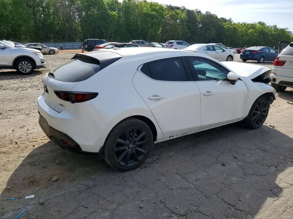 2021 MAZDA 3 PREMIUM  