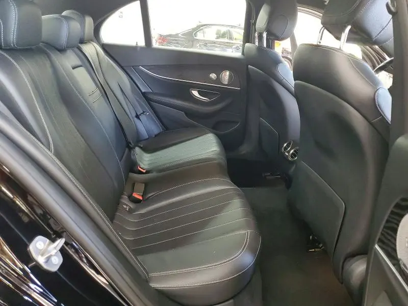2017 MERCEDES-BENZ E 300  