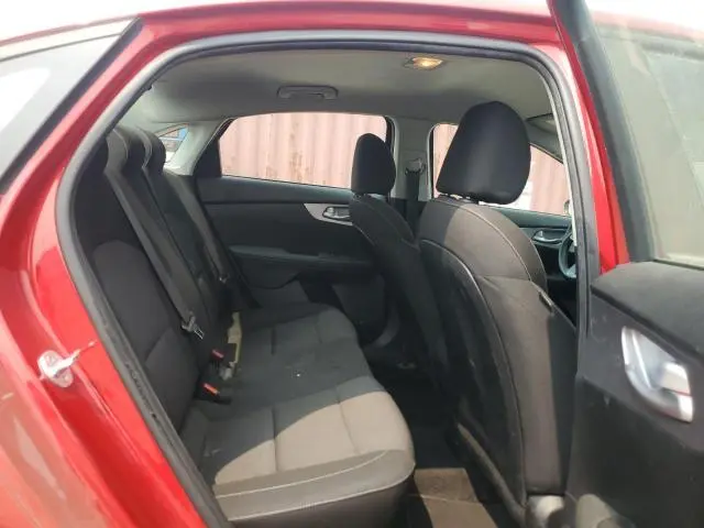 2022 KIA FORTE FE  