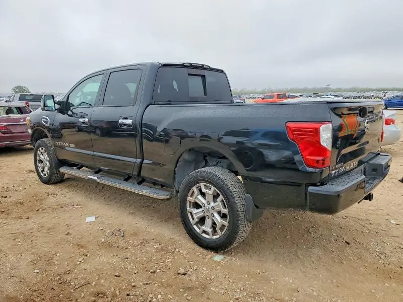 2017 NISSAN TITAN XD SL  
