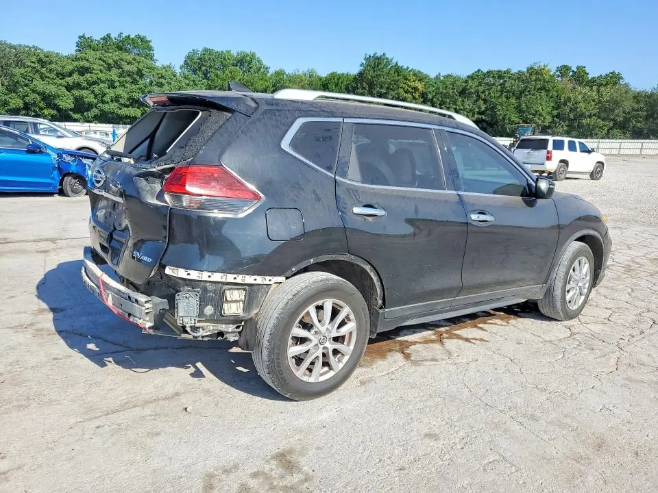 2017 NISSAN ROGUE SV  