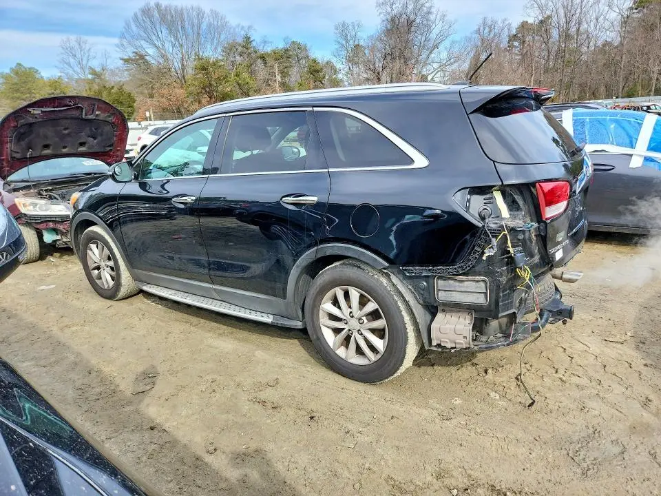 2017 KIA SORENTO LX  