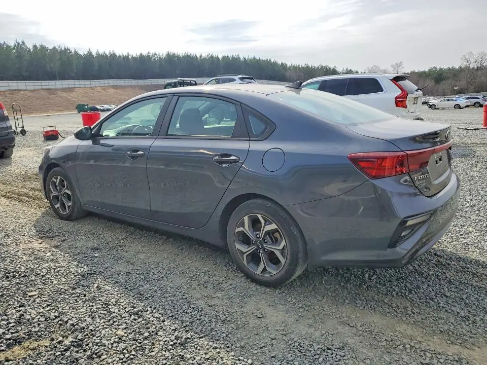 2021 KIA FORTE LXS  