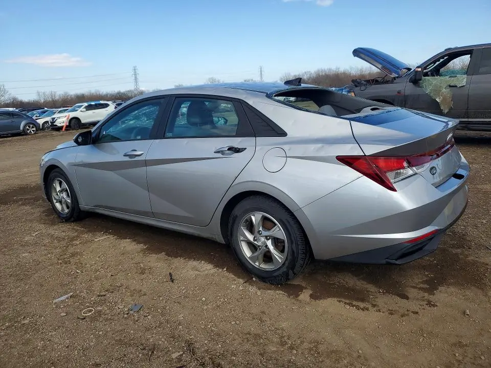 2021 HYUNDAI ELANTRA SE  