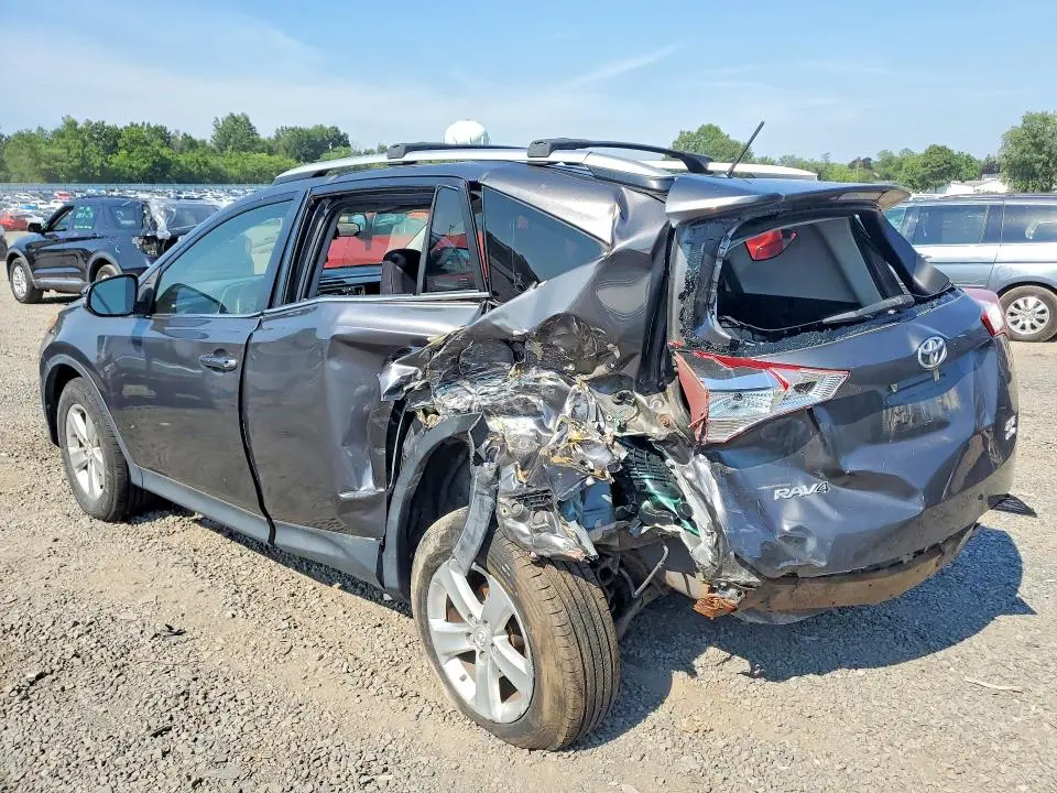 2013 TOYOTA RAV4 XLE  