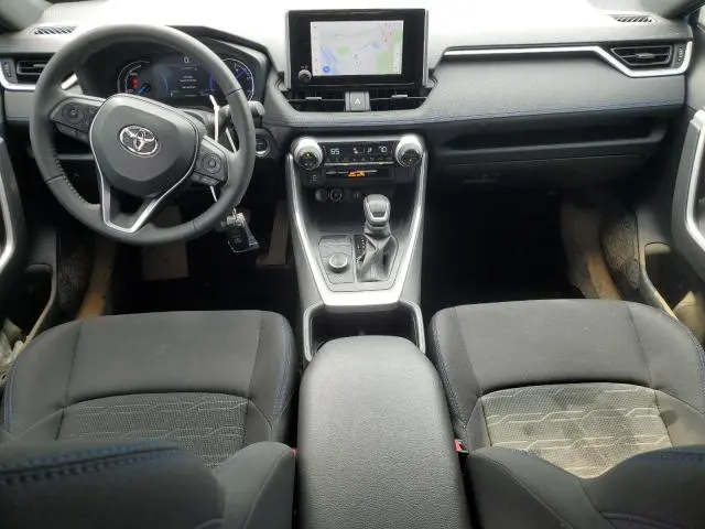 2023 TOYOTA RAV4 SE  