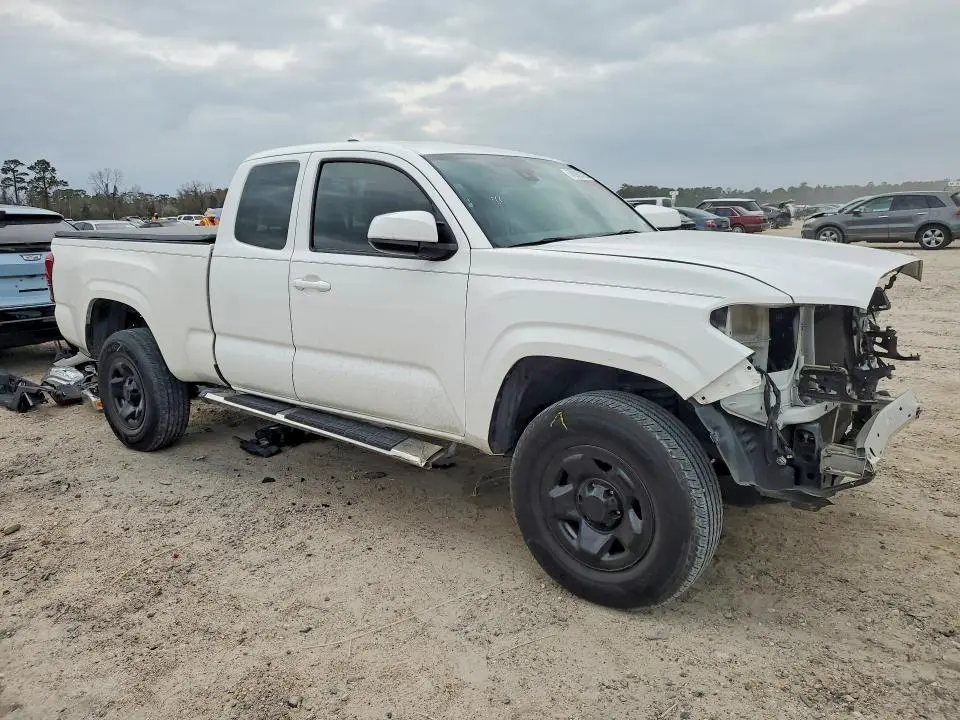 2018 TOYOTA TACOMA   