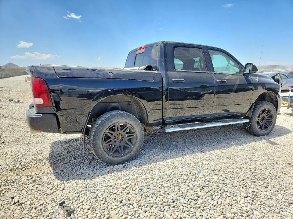 2013 RAM 1500 SPORT  