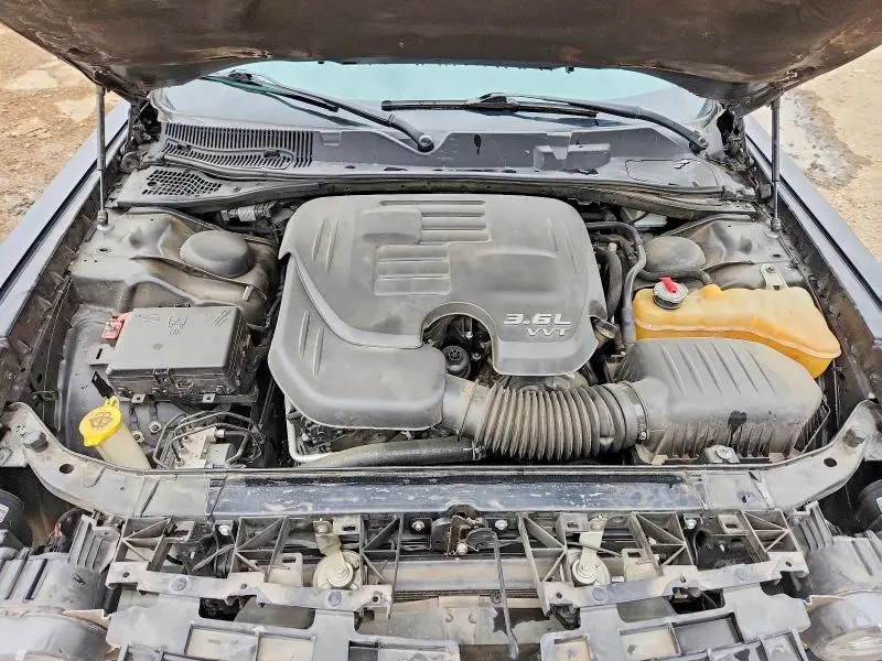 2016 DODGE CHALLENGER SXT  