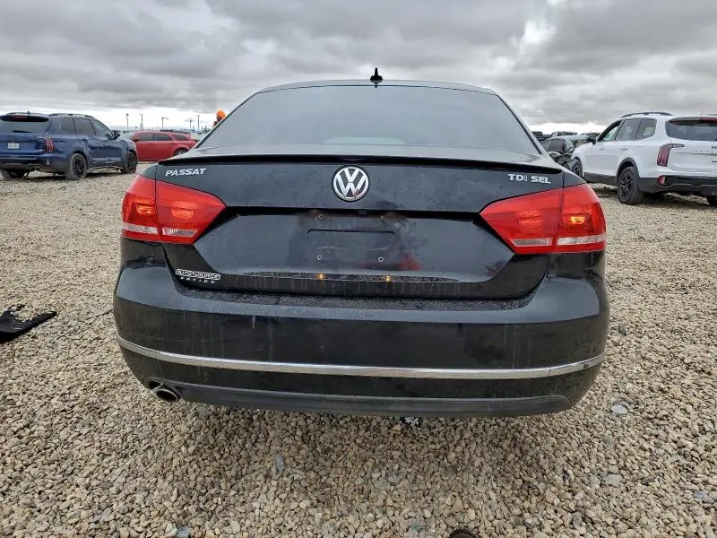 2013 VOLKSWAGEN PASSAT SEL  