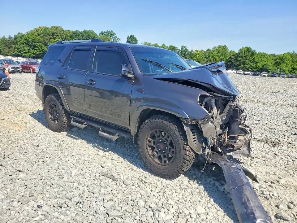 2018 TOYOTA 4RUNNER TRD OFF-ROAD  