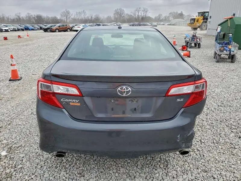 2012 TOYOTA CAMRY SE  