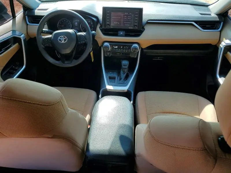 2022 TOYOTA RAV4 LE  