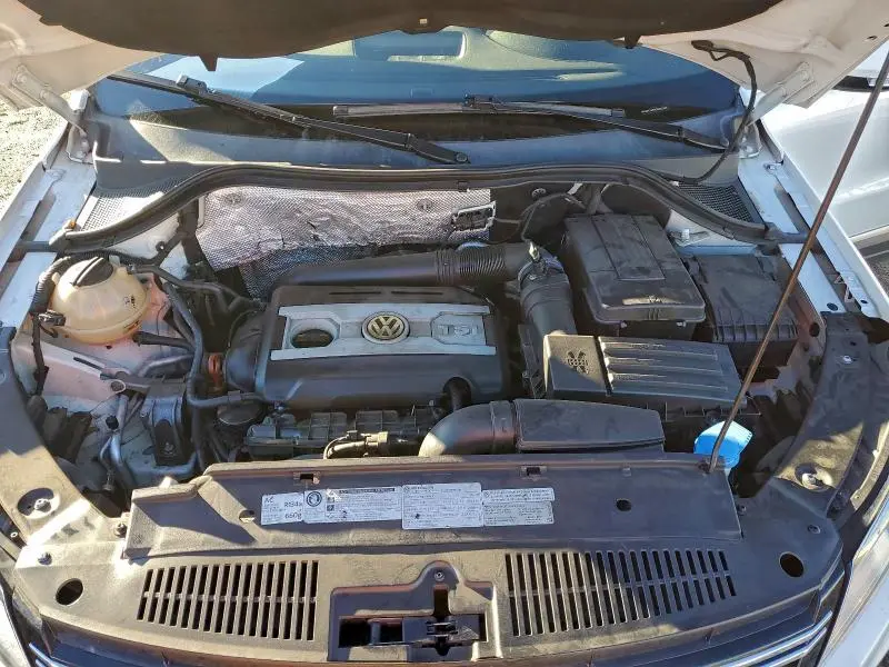 2012 VOLKSWAGEN TIGUAN S  