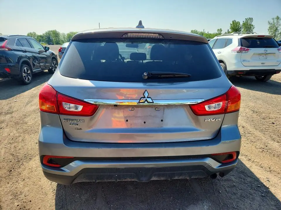 2019 MITSUBISHI RVR SE  