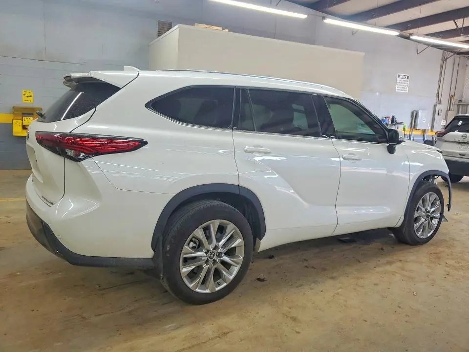 2020 TOYOTA HIGHLANDER LIMITED  