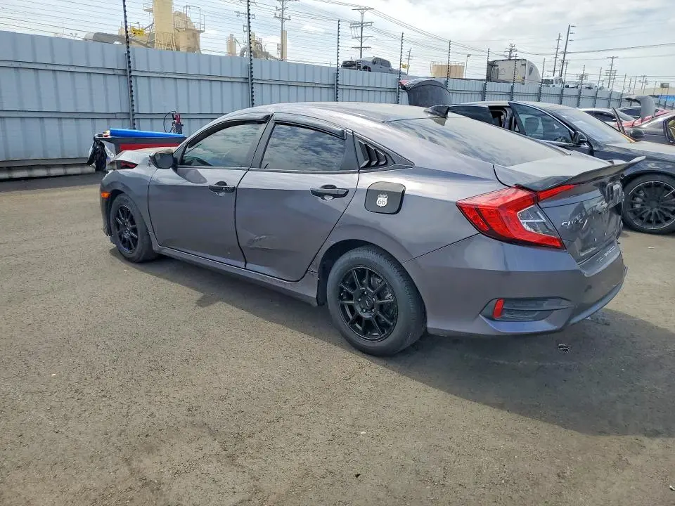 2018 HONDA CIVIC LX  
