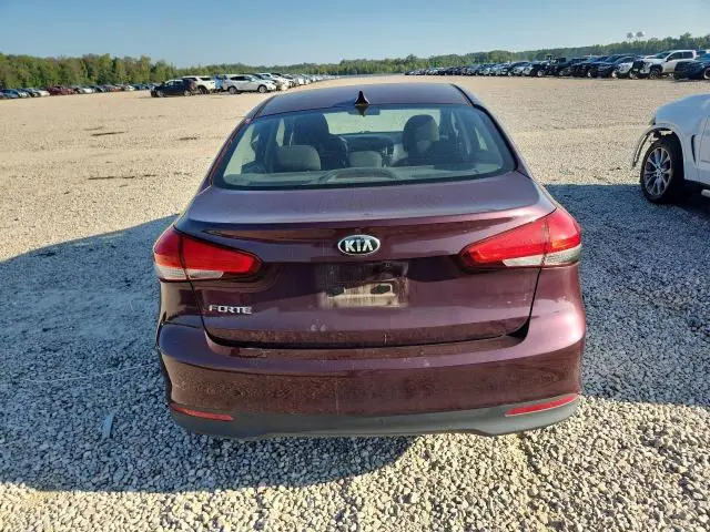 2017 KIA FORTE LX  