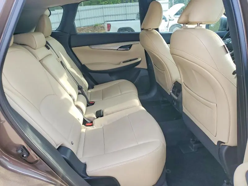 2019 INFINITI QX50 LUXE  
