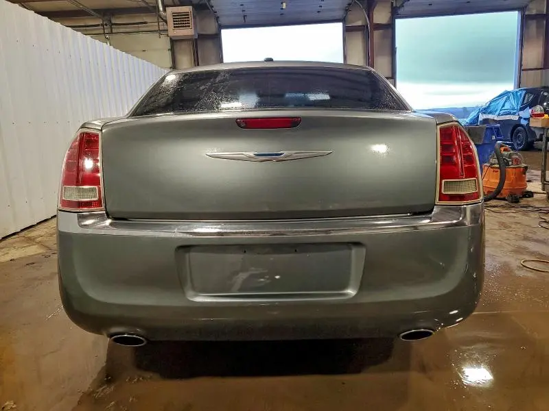 2011 CHRYSLER 300 LIMITED  