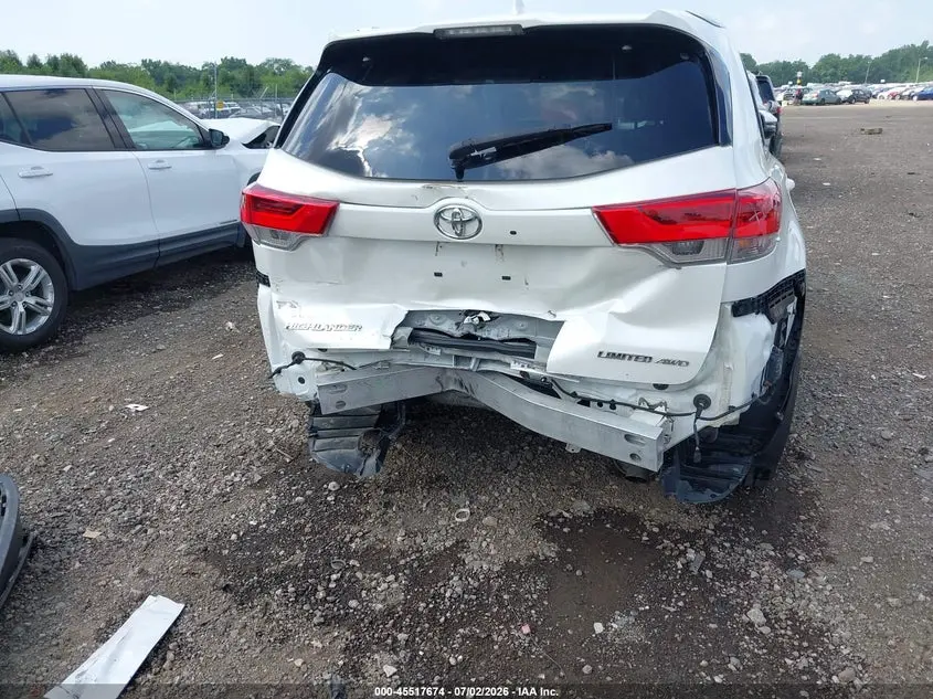2018 TOYOTA HIGHLANDER LIMITED