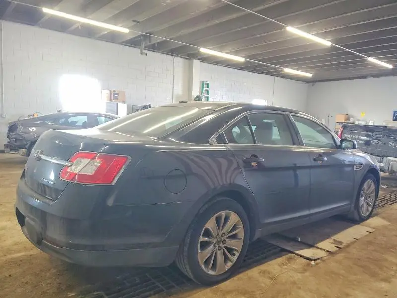 2010 FORD TAURUS LIMITED  