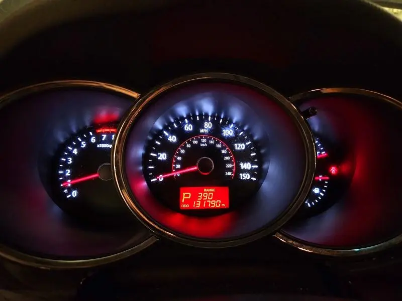2013 KIA SORENTO LX  
