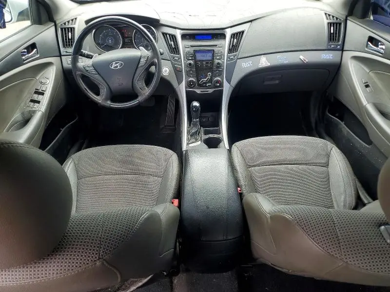2011 HYUNDAI SONATA SE  