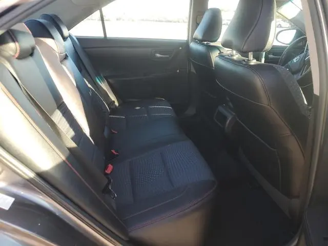 2015 TOYOTA CAMRY LE  