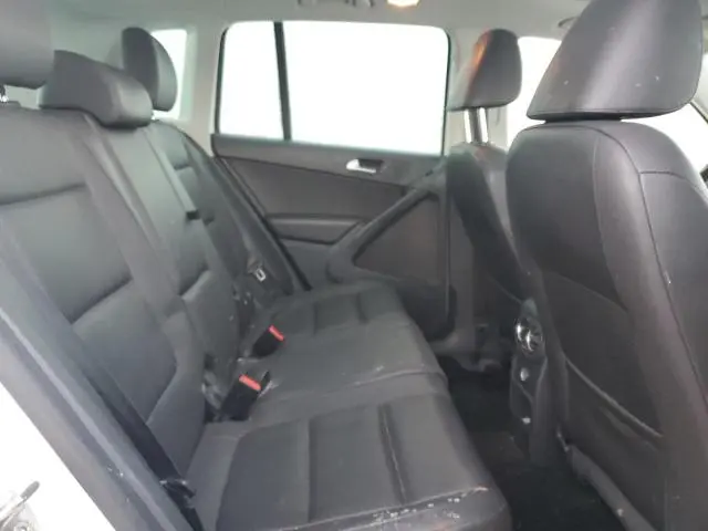 2014 VOLKSWAGEN TIGUAN S  