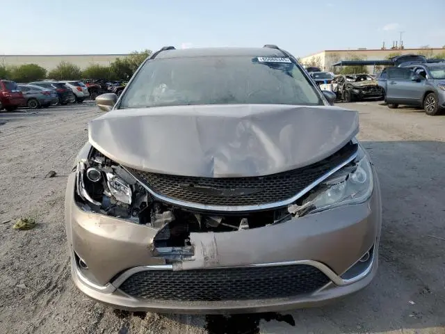 2017 CHRYSLER PACIFICA TOURING L  