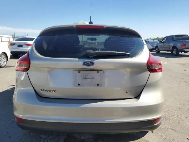 2017 FORD FOCUS SE  