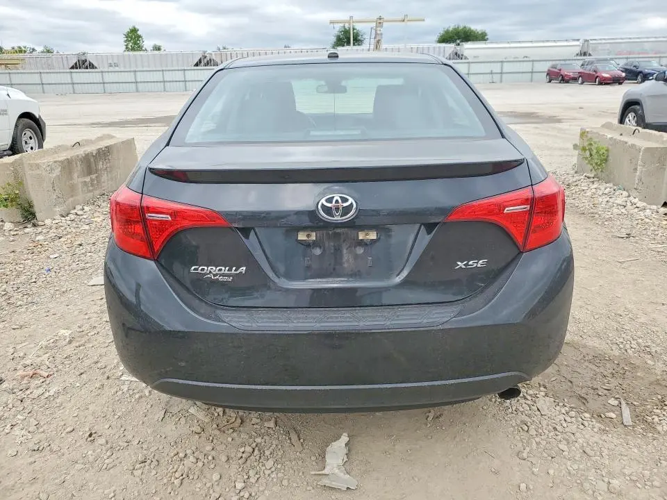 2017 TOYOTA COROLLA XSE  