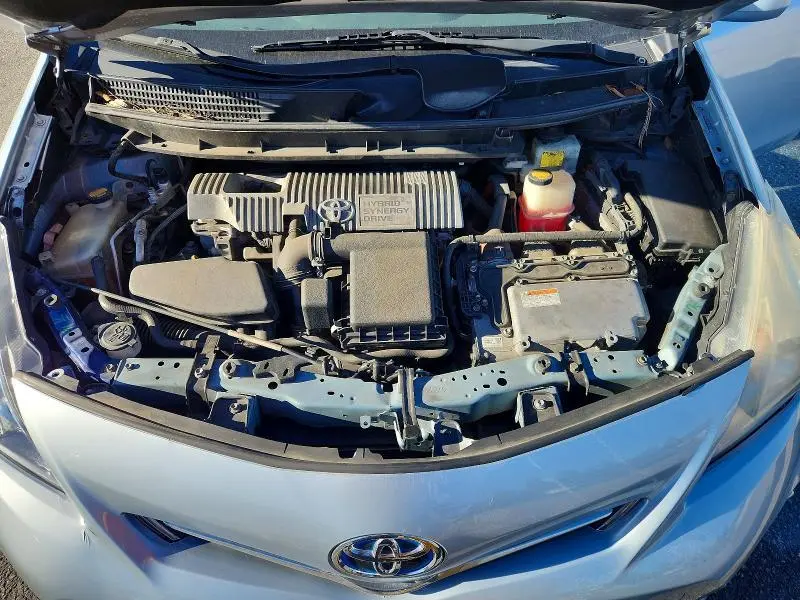 2012 TOYOTA PRIUS V   