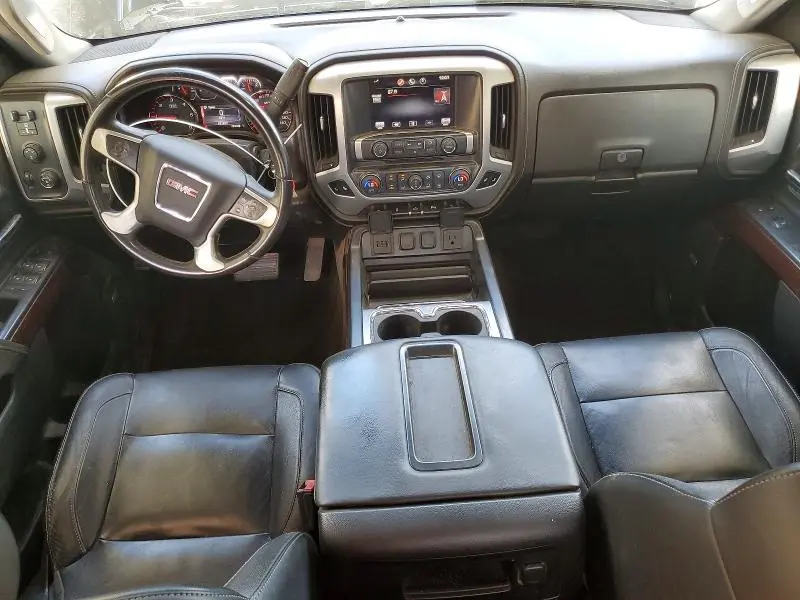 2015 GMC SIERRA K2500 SLT  
