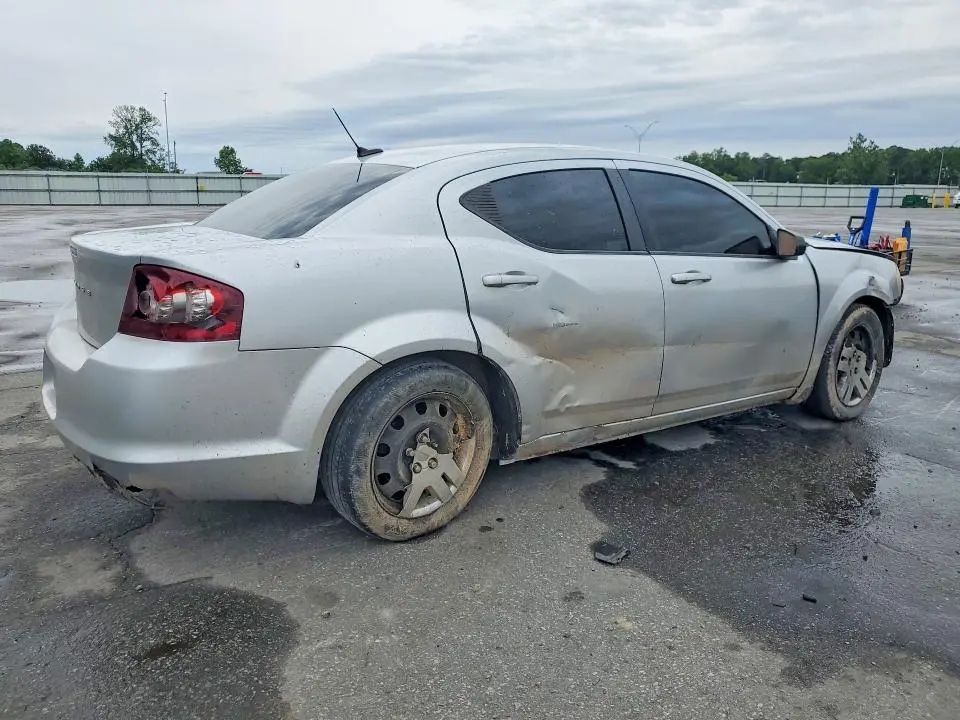 2012 DODGE AVENGER SE  