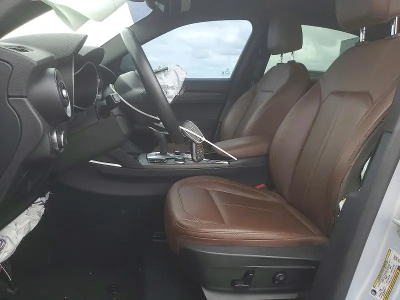2022 ALFA ROMEO STELVIO TI  