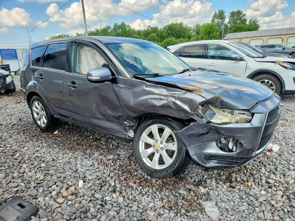 2011 MITSUBISHI OUTLANDER XLS  