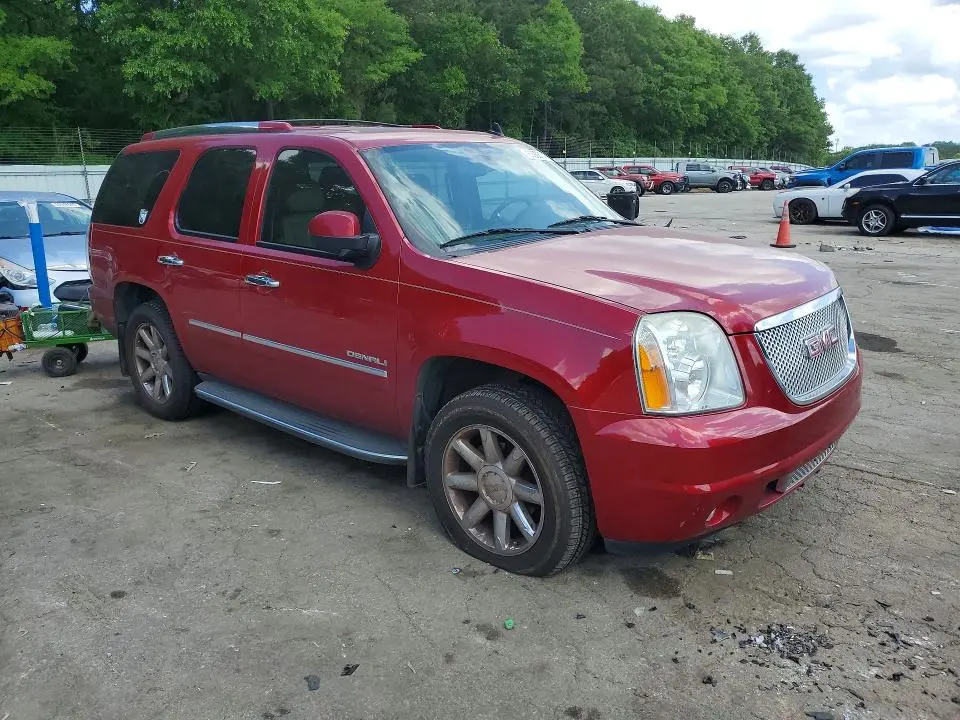 2013 GMC YUKON DENALI  
