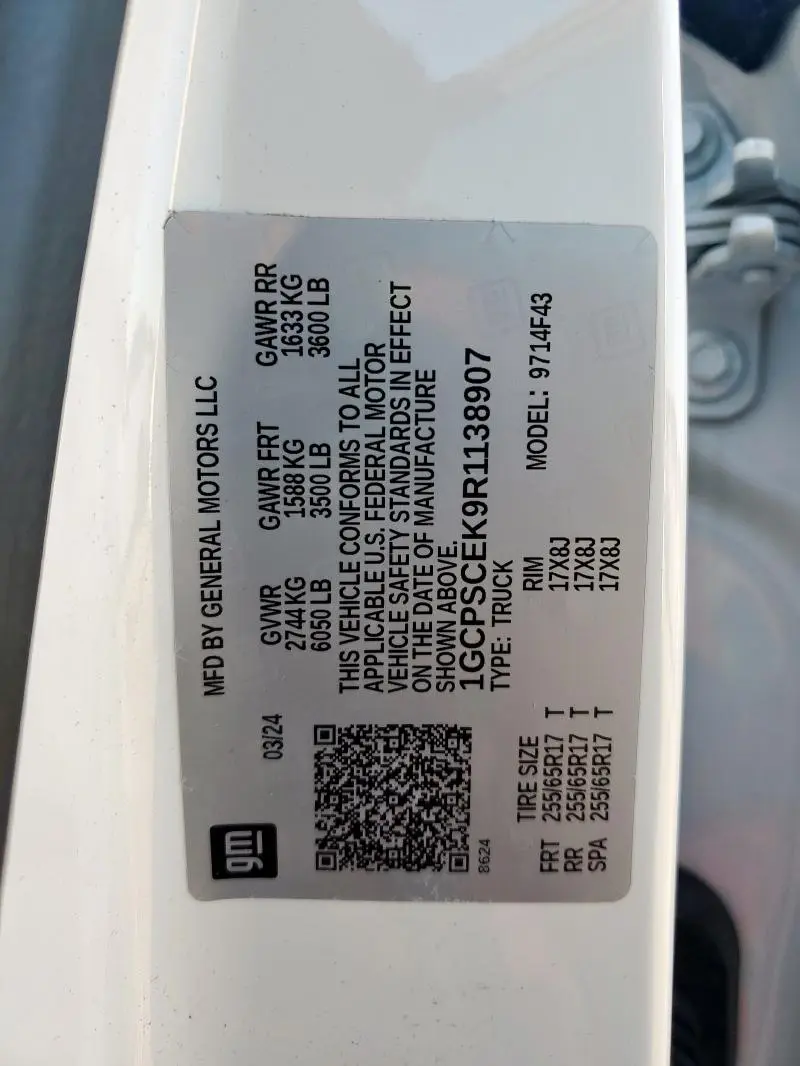 2024 CHEVROLET COLORADO LT  