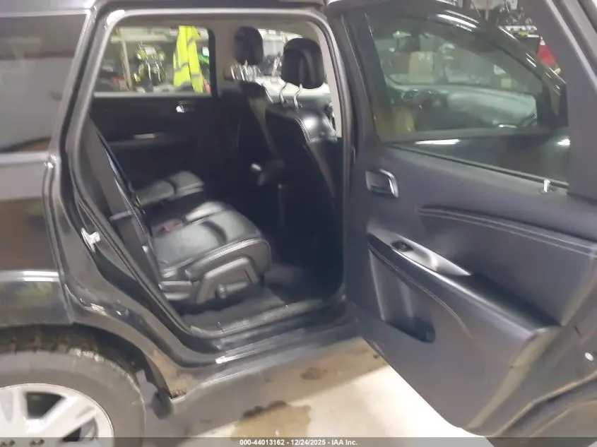 2012 DODGE JOURNEY R/T