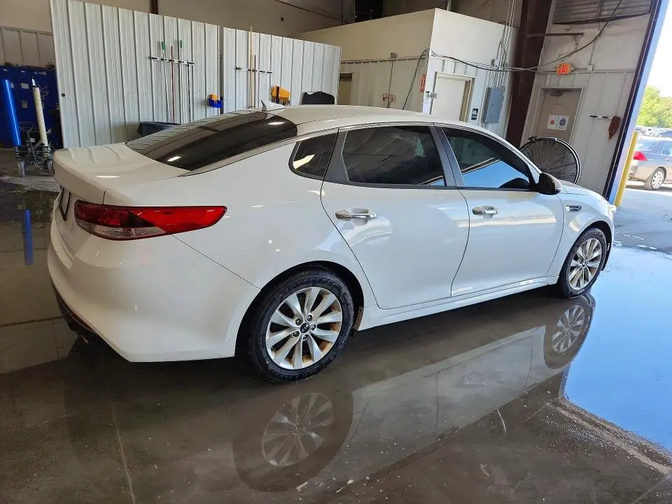 2017 KIA OPTIMA LX  