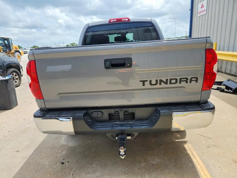 2019 TOYOTA TUNDRA CREWMAX SR5  