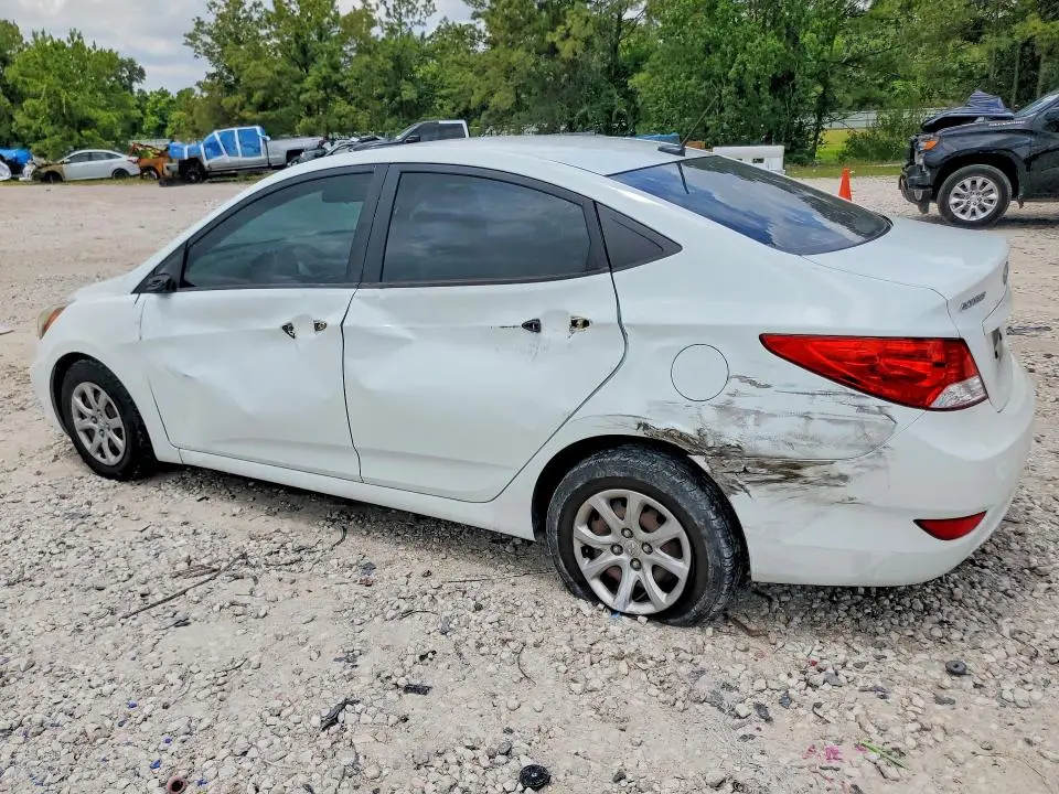 2012 HYUNDAI ACCENT GLS  