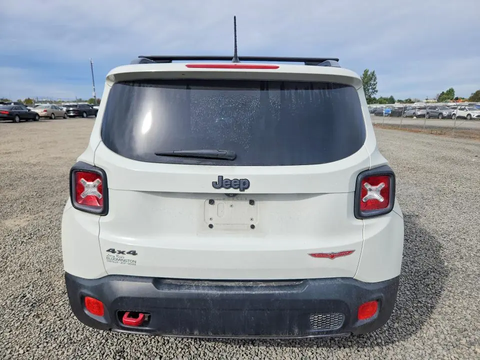 2015 JEEP RENEGADE TRAILHAWK  