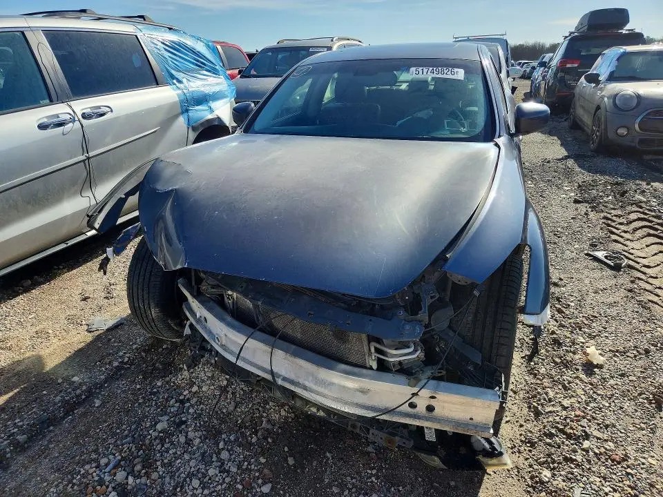 2011 INFINITI M37 X  