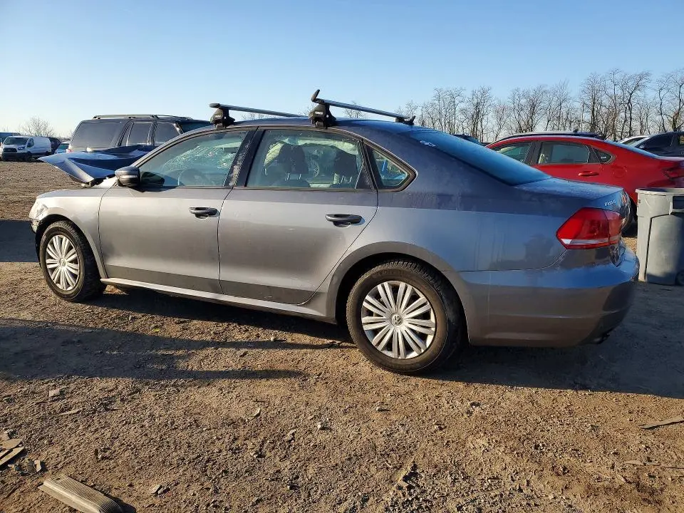 2014 VOLKSWAGEN PASSAT S  